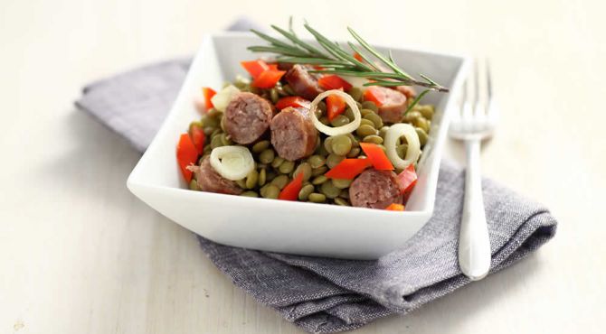 Giant lentils with sausage and leek