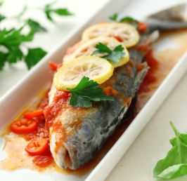 Livorno-style Sea Bass with lemon and tomato sauce