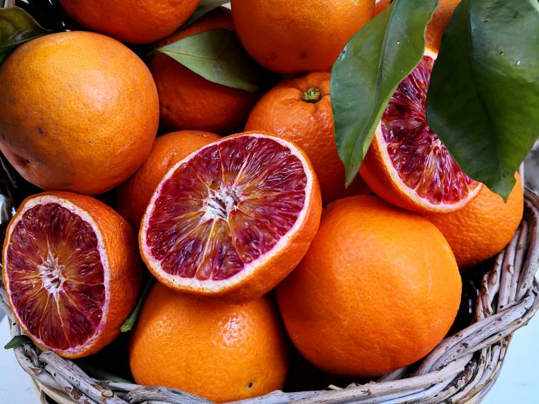 I benefici dell'arancia rossa di Sicilia