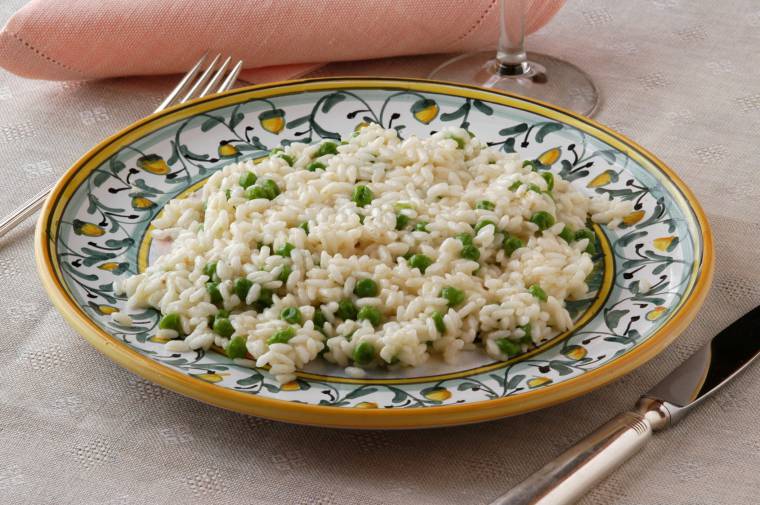 Primi piatti verdure primaverili: risi e bisi
